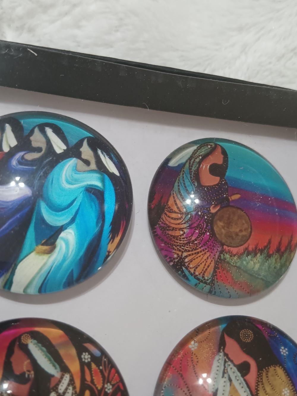 Glass Magnet Set - Picture 2 of 6